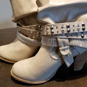 Beige 4" Cowgirl Boot
